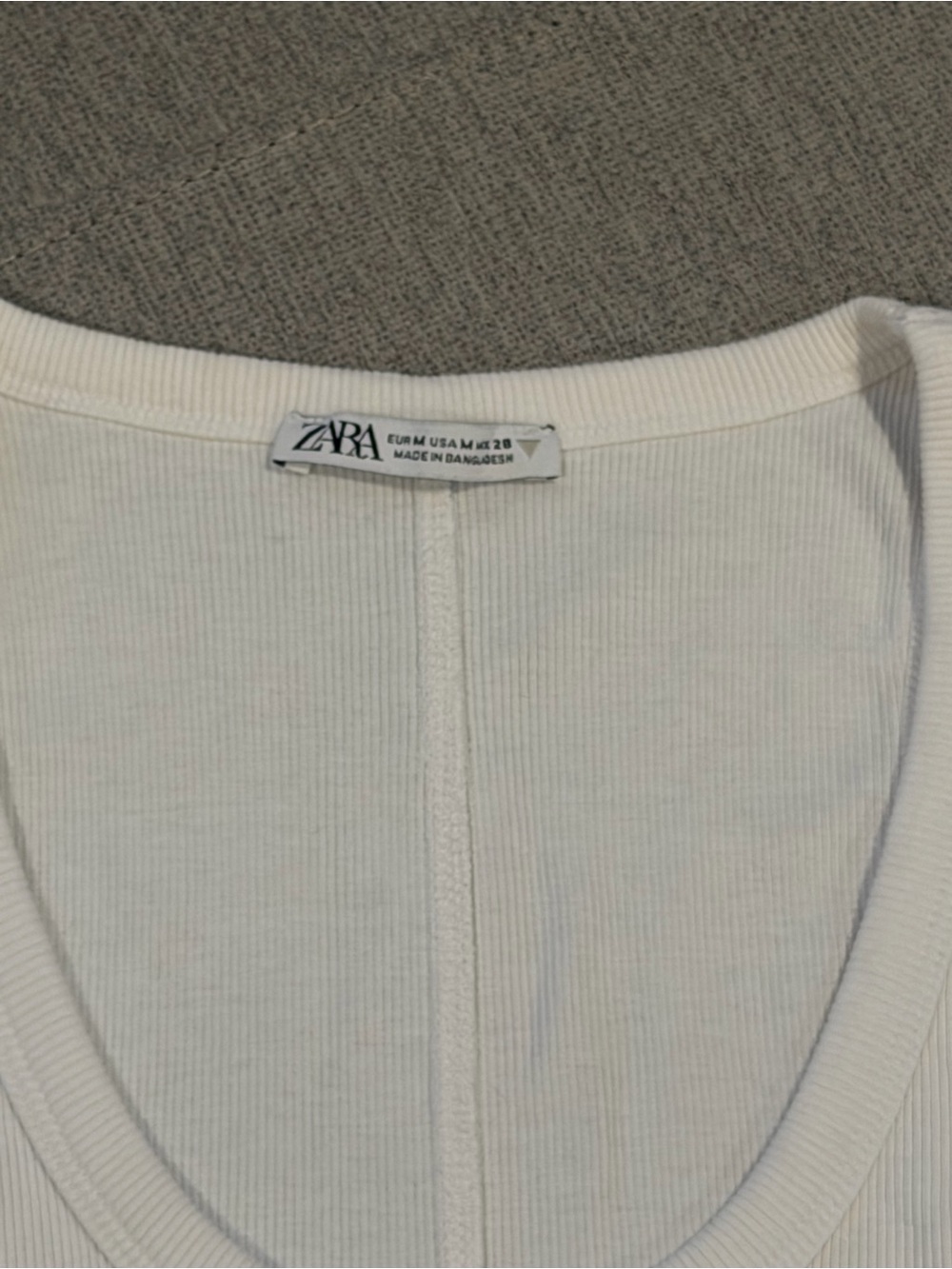 Zara White Ribbed Tank — Scoop Neck - Picture 2 of 4